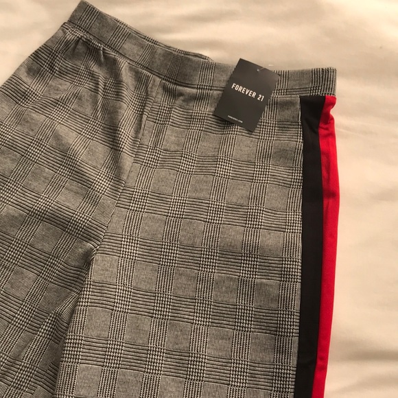 ✨NEW✨ Forever 21 wide-leg plaid pants - Picture 5 of 8